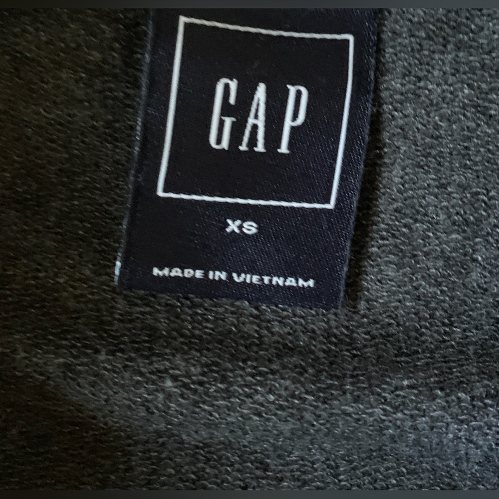 GAP Black NYC Graphic Cowl Neck - Picture 8 of 9